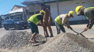 Warga Biser Minta Penempatan Bidan dan Perbaikan Jalan di Dusun Biser, Bondowoso