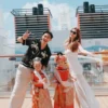10 Potret Keluarga Felicya dan Hito Naik Disney Cruise Singapore