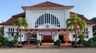 10 Regentstraat Hidupkan Eks Kantor Pos Kebon Rojo Jadi Ruang Sejarah Kuliner Surabaya
