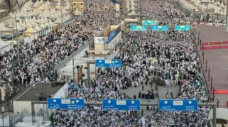 132 Ribu Lebih Jemaah Haji RI Nafar Awal, Tinggalkan Mina Menuju Makkah: Perjalanan Ibadah yang Lancar dan Tertib