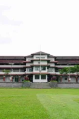 41 Sekolah Maung Jawa Barat: Rekomendasi 28 SMA dan 13 SMK Unggulan untuk Masa Depan Cerah