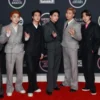 7 Potret BTS di American Music Awards 2026, Raih 3 Penghargaan Bergengsi