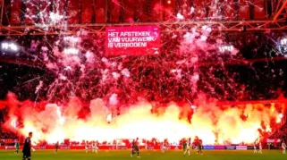 Ajax Menjalani Pertandingan Play-off Krusial Melawan FC Groningen di Volendam