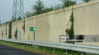 Alarm Jalan Australia Dipasang Sebagai Penghalang Suara, Memicu Kontroversi Kebisingan