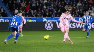 Alavés Menang Tipis 1-0 atas Real Oviedo Berkat Gol Toni Martínez