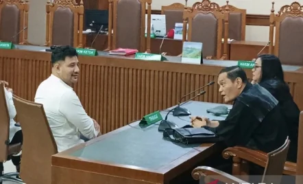 Ammar Zoni Pilih Peninjauan Kembali Setelah Divonis 7 Tahun Penjara