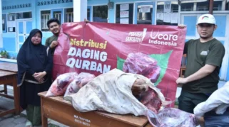 Apakah Semua Orang Boleh Menerima Daging Kurban? Ini Penjelasannya