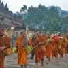 Biksu Thudong Disambut Meriah di Banyuwangi, Perjalanan Damai Menuju Borobudur