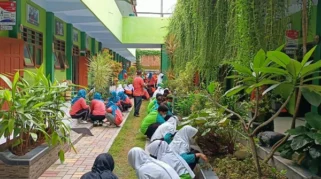 BLDF Hijaukan UNJANI, Bawa Kampus Jadi Pusat Edukasi Lingkungan Hijau