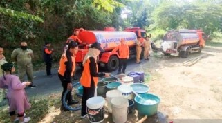 BPBD Bondowoso Salurkan Air Bersih ke Desa Terdampak Kekeringan