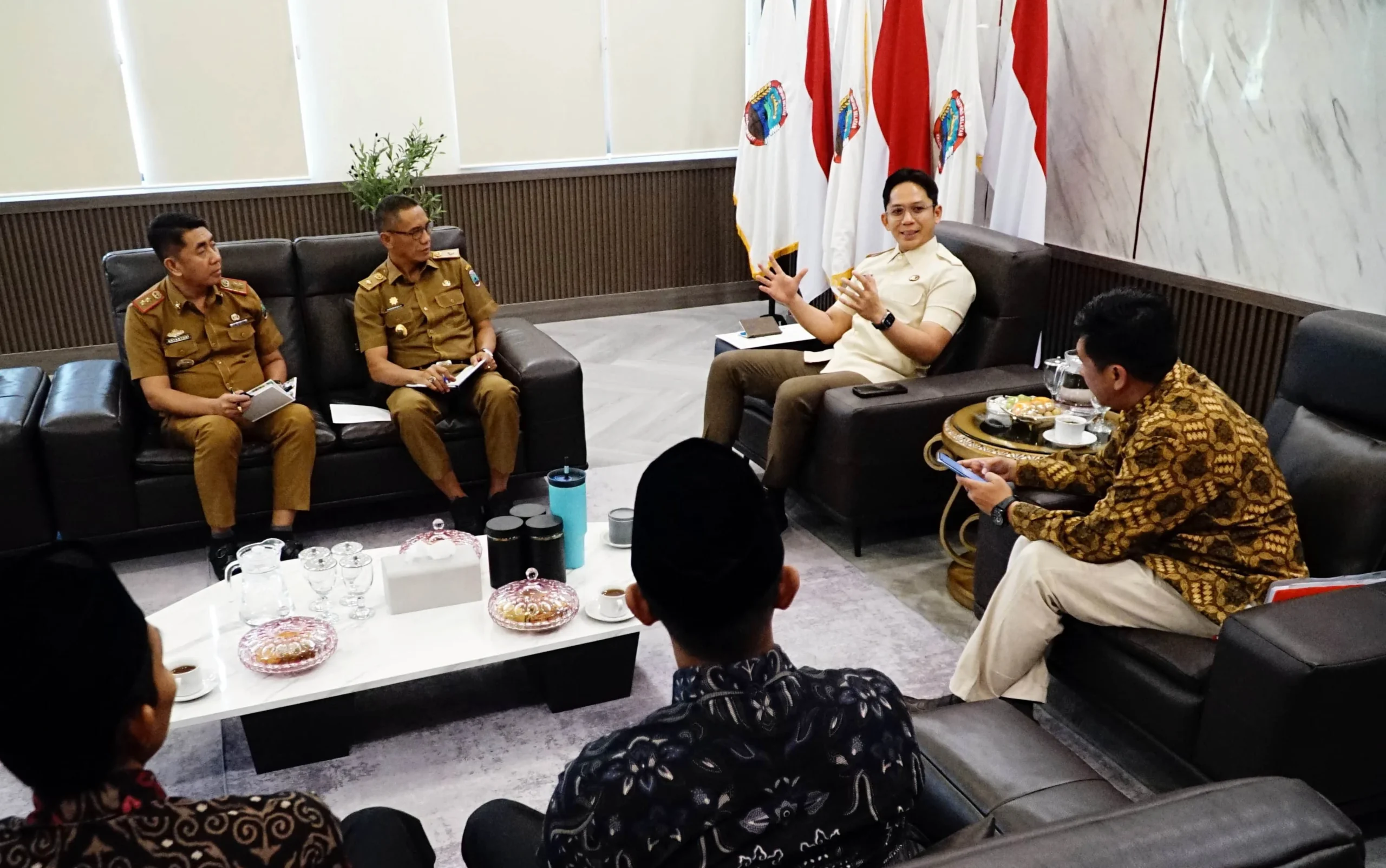 Bupati Blitar Jelaskan Alasan Tidak Diundang Presiden Prabowo saat Peresmian KDMP di Nganjuk