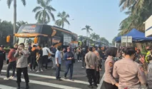 Bus Terjebak Macet, Ratusan Buruh May Day di Monas Terlambat Pulang