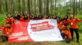 Calon Relawan KSR PMI Jember Ikuti Pembekalan Dasar Kemanusiaan