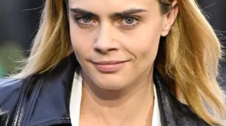 Cara Delevingne Umumkan Konser Perdana di Paris Juni 2026