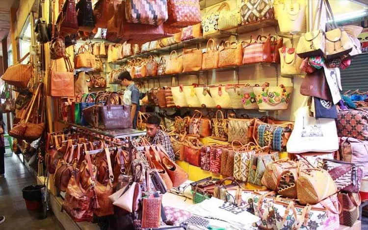 Cari Tempat Belanja Oleh-Oleh di Yogyakarta Paling Populer 2026? Ini Pilihannya