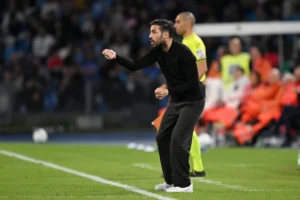 Como vs Napoli 0-0: Fabregas Ungkap Kebanggaan dan Kemarahan Setelah Imbang Tanpa Gol