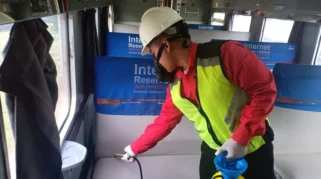 Daop 9 Jember Lakukan Fumigasi dan Pest Control Rutin untuk Jaga Kenyamanan Penumpang Kereta