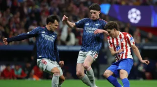 Declan Rice terancam sanksi UEFA usai kritik wasit di laga Champions Arsenal vs Atletico Madrid