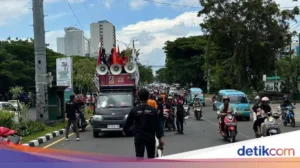 Demo Hari Buruh Makassar Guncang Lalu Lintas, Polisi Imbau Pengendara Hindari Titik Rawan