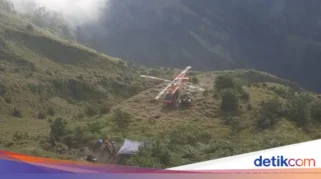 Detik-detik Evakuasi Pendaki Malaysia Jatuh di Gunung Rinjani dengan Helikopter