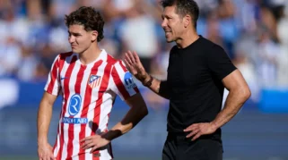 Diego Simeone Tegaskan Julian Alvarez Sudah Ambil Keputusan Soal Transfer Musim Panas