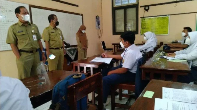 Disdikpora Magetan Pantau Ketat Pelaksanaan SSP SMP 2026 untuk Pastikan Ujian Berjalan Lancar dan Objektif