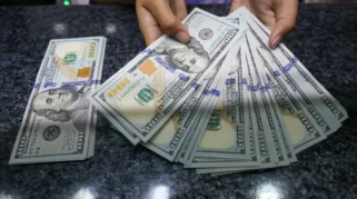 Dolar AS Menguat, SGD Naik Tipis di Tengah Tekanan Pasar Global