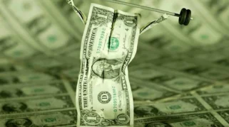 Dolar Menguat ke Level Tertinggi Sejak Maret Didukung Pandangan Kenaikan Suku Bunga The Fed