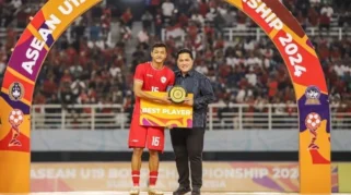 Dony Tri Pamungkas Raih Penghargaan Pemain Muda Terbaik dan Buka Peluang Karier di Luar Negeri