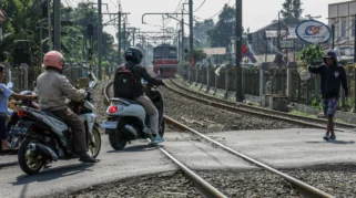 DPR Usulkan Pemerintah Pusat Ambil Alih Pengelolaan Pelintasan Sebidang Kereta Api