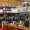 DPRD Surabaya Gelar Paripurna Penetapan Pimpinan Definitif, PDI-P Tempatkan Anas Karno di Komisi A dan Banggar