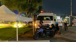 Drama Menegangkan di Lawang Sewu: Pria Bawa Mandau Jatuh dari Lantai 2 Lawang Sewu Semarang, Diduga Terpeleset