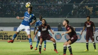 Duel Tanque di Pertandingan PSM Makassar vs Persib Bandung, Jago Ramon atau Alex?