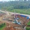 Ekskavator dan Truk Dikerahkan untuk Evakuasi Longsor di Tol Bocimi