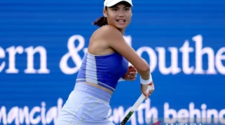 Emma Raducanu Kembali ke Lapangan Setelah Dua Bulan Absen, Namun Terhenti di Babak Pertama Strasbourg