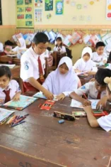 Eri Gratiskan Pendidikan Anak Inklusi Hingga SMA dan Terapkan Konsep Sekolah Terintegrasi di Surabaya