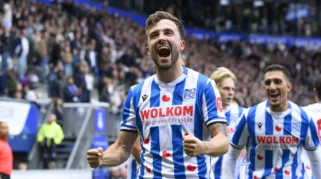 FC Utrecht Tundukkan SC Heerenveen 3-2 dan Melaju ke Final Play-off Hadapi Ajax