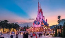 Fenomena Disney Adults: Utang Besar demi Pengalaman Magis dan Inovasi Disney Terbaru