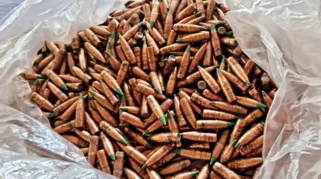 Geger! Proyektil Tajam Seberat 1,5 Kilogram Berceceran di Depan SPBU Sidoarjo, Polisi Lakukan Penyelidikan