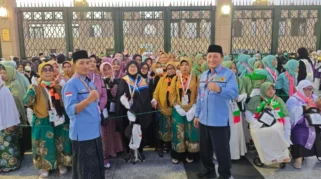 Gelombang Pertama Jemaah Haji Indonesia Berangkat ke Makkah dengan Lancar