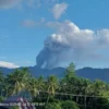 Gunung Dukono Erupsi Lagi, Kolom Abu Mencapai 3.200 Meter