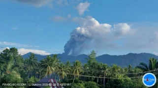 Gunung Dukono Erupsi Lagi, Kolom Abu Mencapai 3.200 Meter