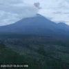 Gunung Semeru Mengalami Erupsi Dua Kali pada Senin Sore