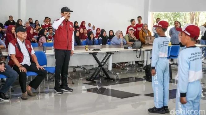 Gus Ipul: Sekolah Rakyat Tingkatkan Kesehatan, Karakter, dan Prestasi Siswa Rentan