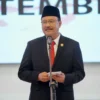 Gus Ipul Tegaskan Foto Viral Sepatu Sekolah Rakyat Bukan Pengadaan Kementerian Sosial