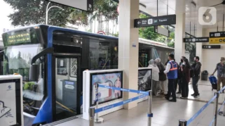 Halte Manggarai Ditutup Sementara, Penumpang Dialihkan ke Halte Temporer 1 & 2