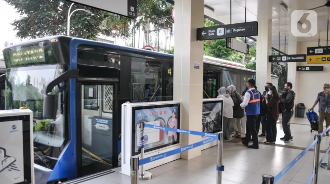Halte Manggarai Ditutup Sementara, Penumpang Dialihkan ke Halte Temporer 1 & 2