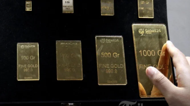 Harga Emas Antam Anjlok hingga Rp31 Ribu per Gram