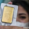 Harga Emas Antam Logam Mulia Turun Rp15 Ribu di Akhir Pekan, Tren Pelemahan Berlanjut