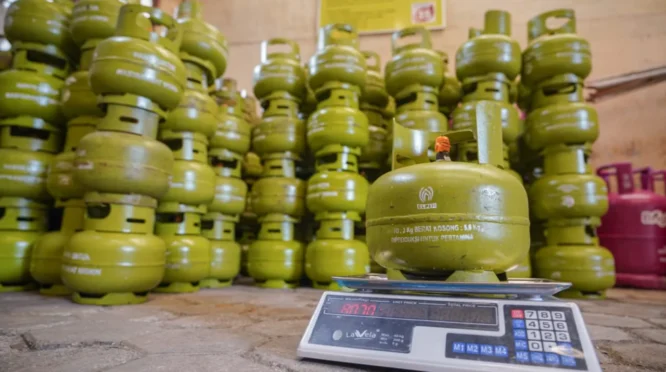 Harga LPG 3 Kg di Tempursari Lumajang Diduga Melebihi HET, Polisi Lakukan Pengawasan Ketat